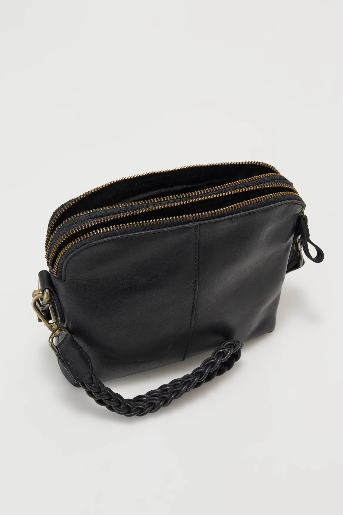 Skye Leather Twist Crossbody Bag 5 Skye Leather Twist Crossbody Bag - Image 3