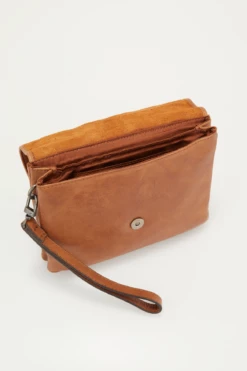 Cara Leather Crossbody 8 Cara Leather Crossbody -American Tourister Shop 3210446 3