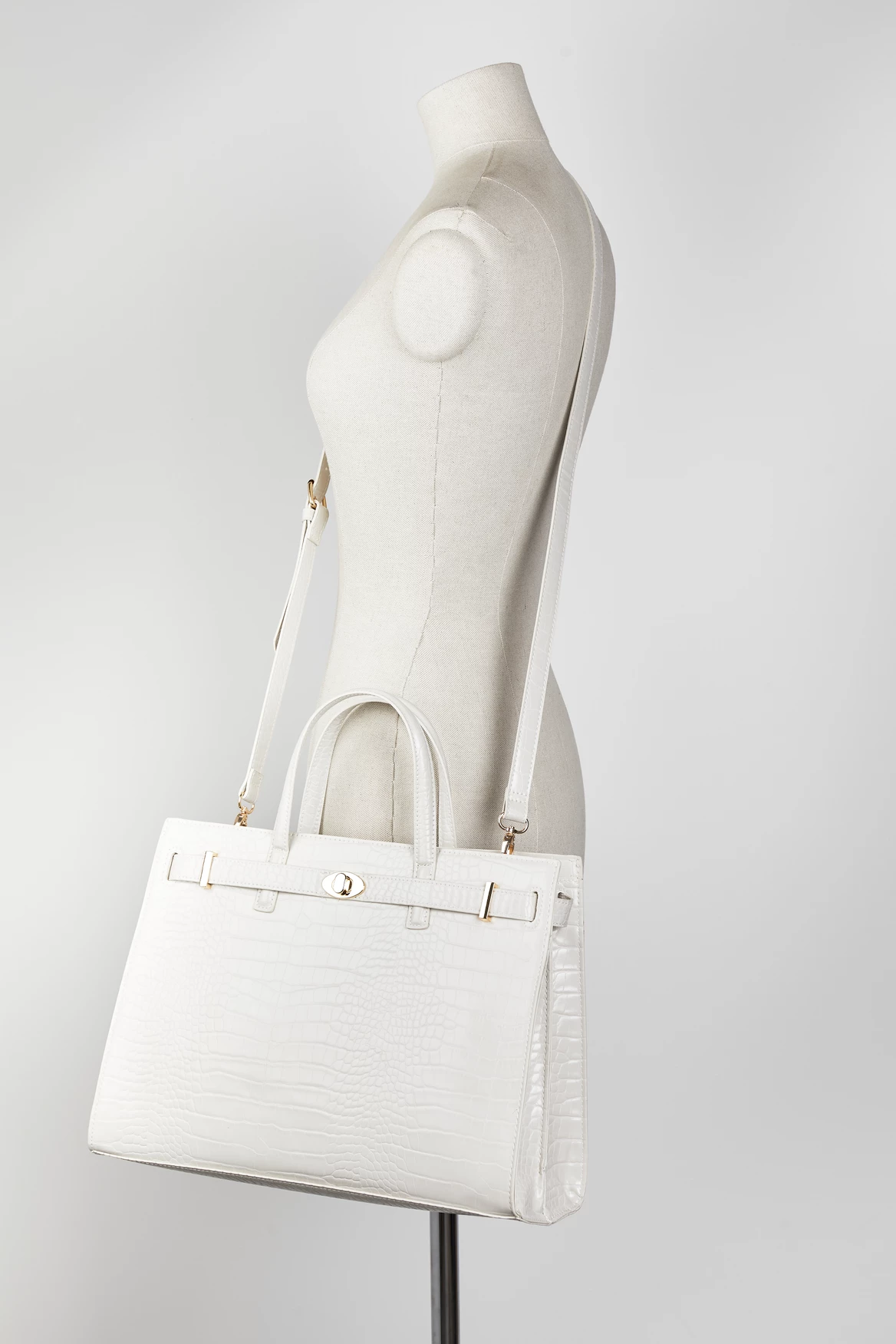 Croc Shopper Bag 6 Croc Shopper Bag - Image 4