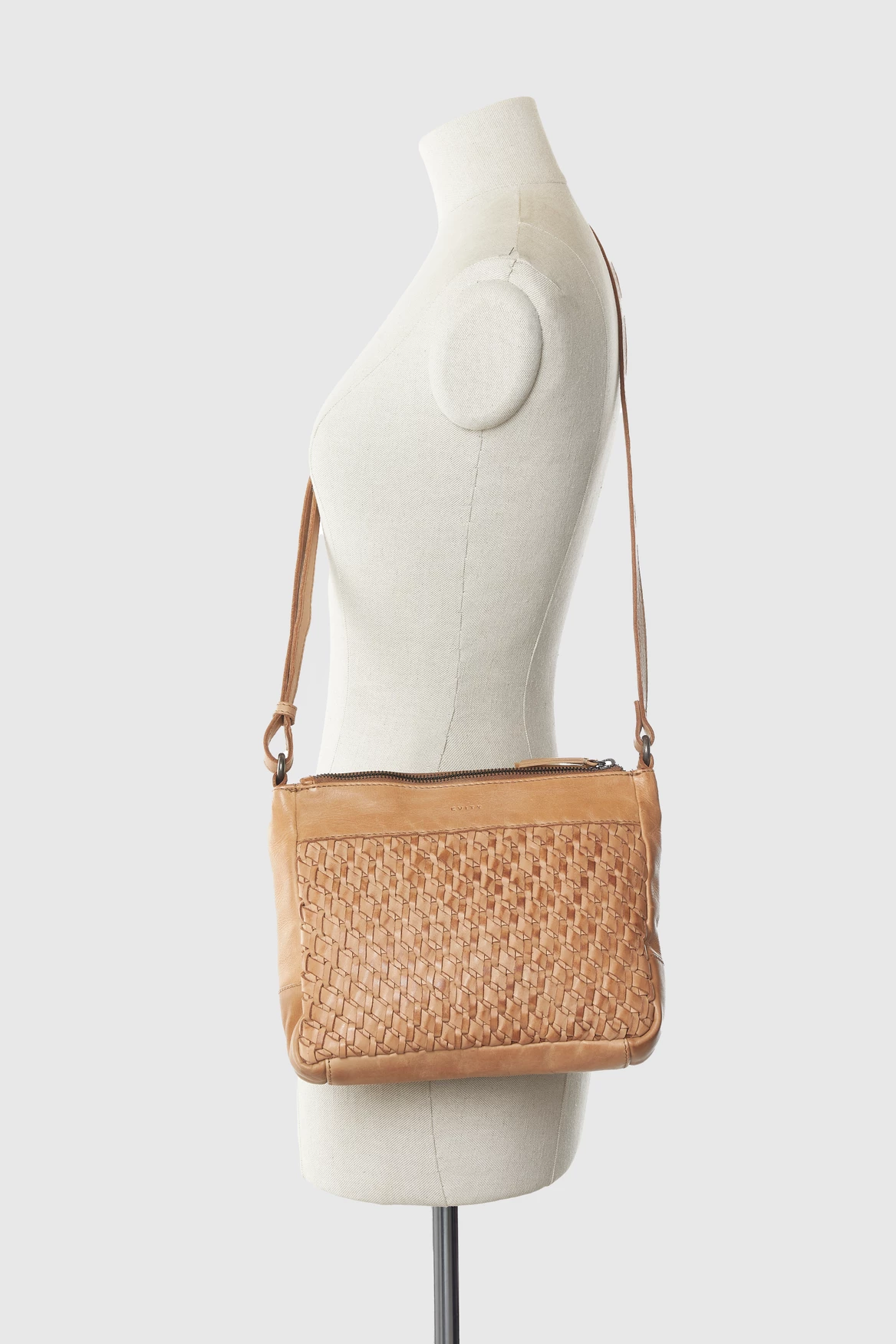 Zurra Leather Crossbody Bag 6 Zurra Leather Crossbody Bag - Image 4