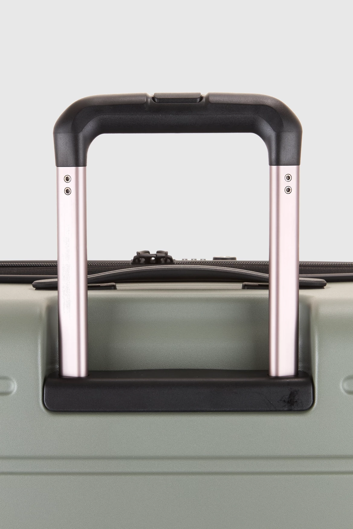 Antler Stamford 56cm Suitcase 9 Antler Stamford 56cm Suitcase - Image 7