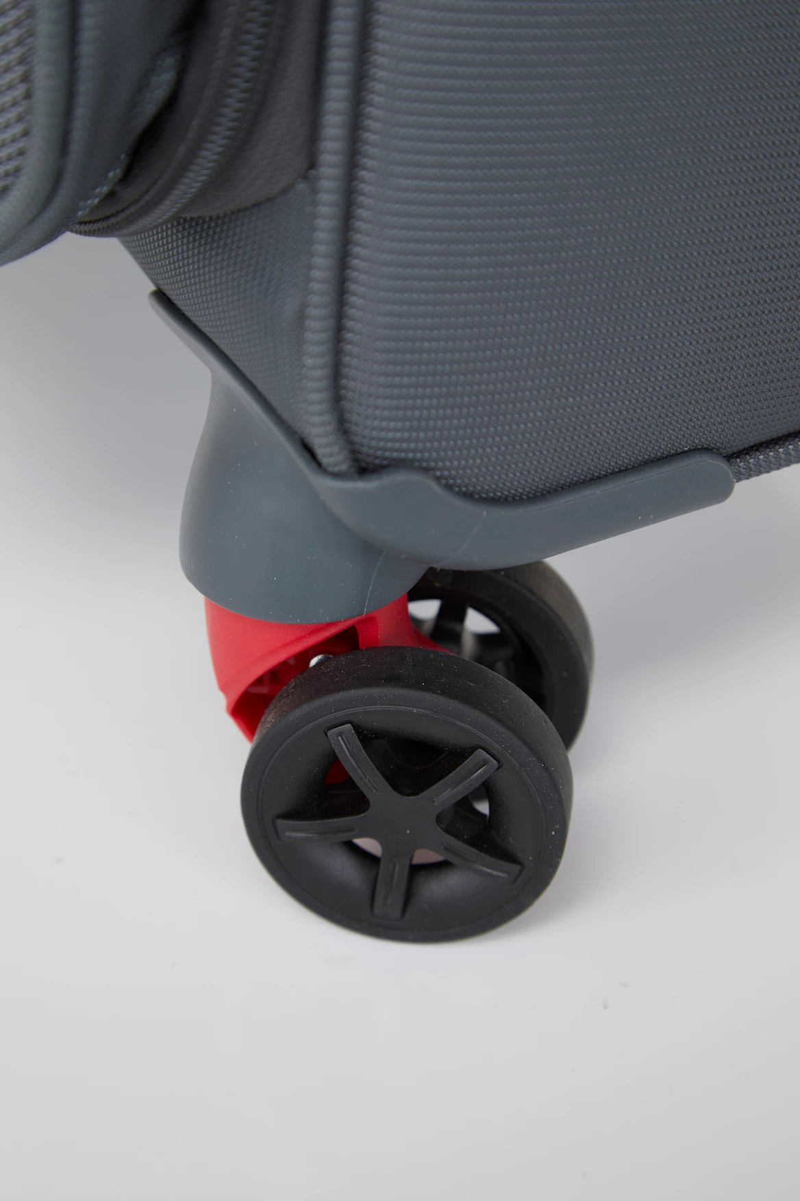 American Tourister Applite 4 Eco 82cm 8 American Tourister Applite 4 Eco 82cm - Image 6