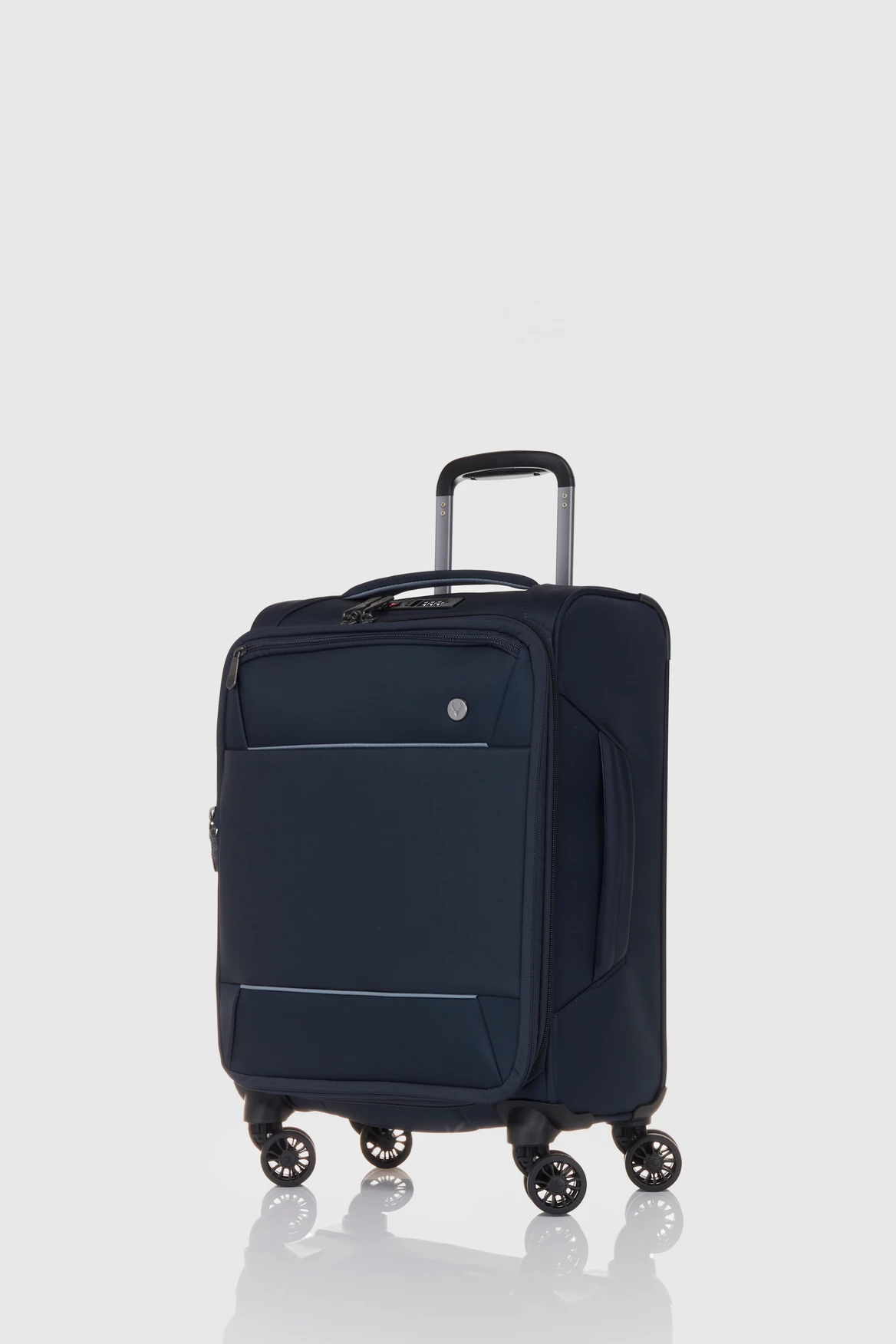 Antler Brixham 55cm Suitcase 3 Antler Brixham 55cm Suitcase