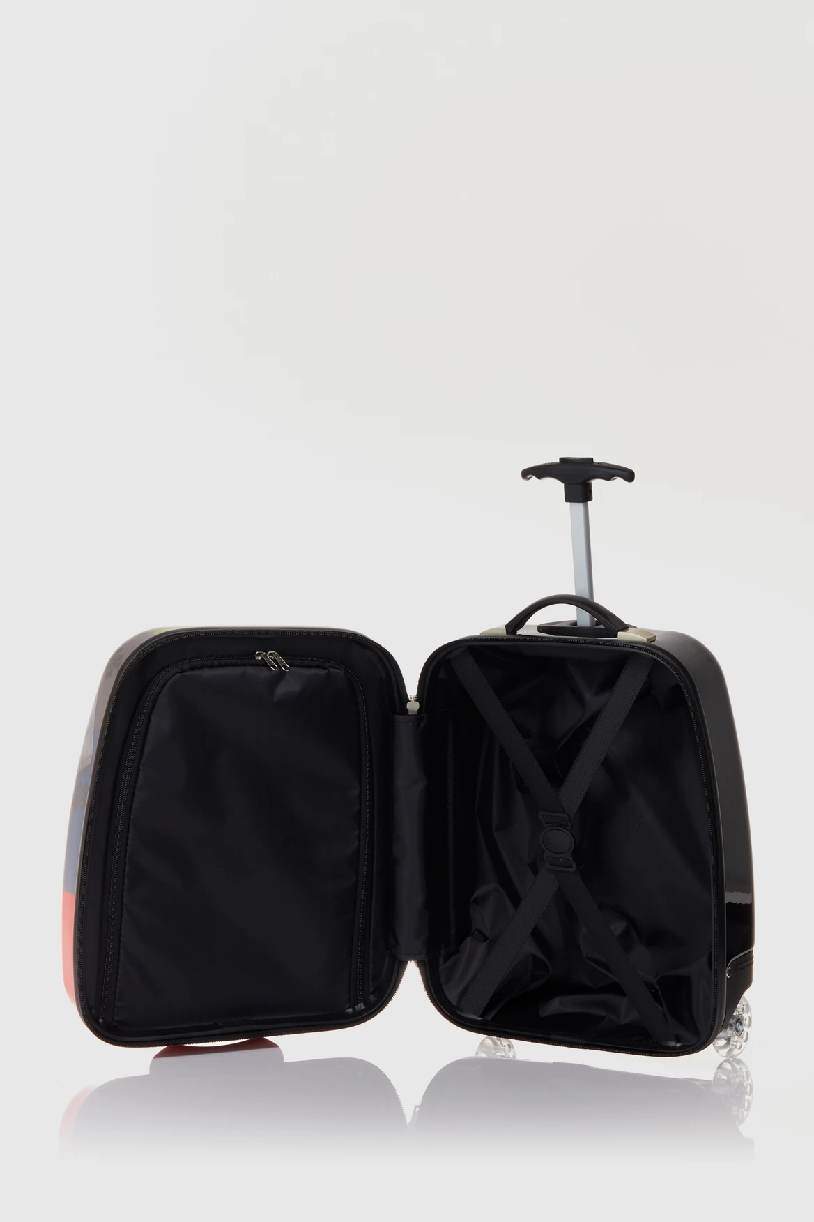 Marvel Superhero Carry On Suitcase 6 Marvel Superhero Carry On Suitcase - Image 4