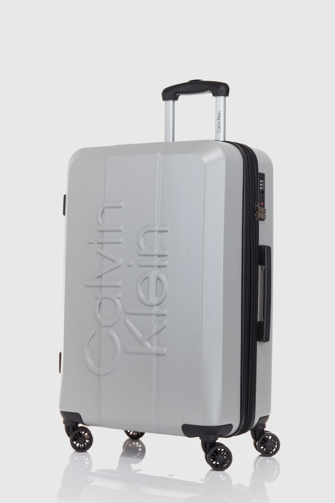 Calvin Klein Overlay 67cm Suitcase 3 Calvin Klein Overlay 67cm Suitcase